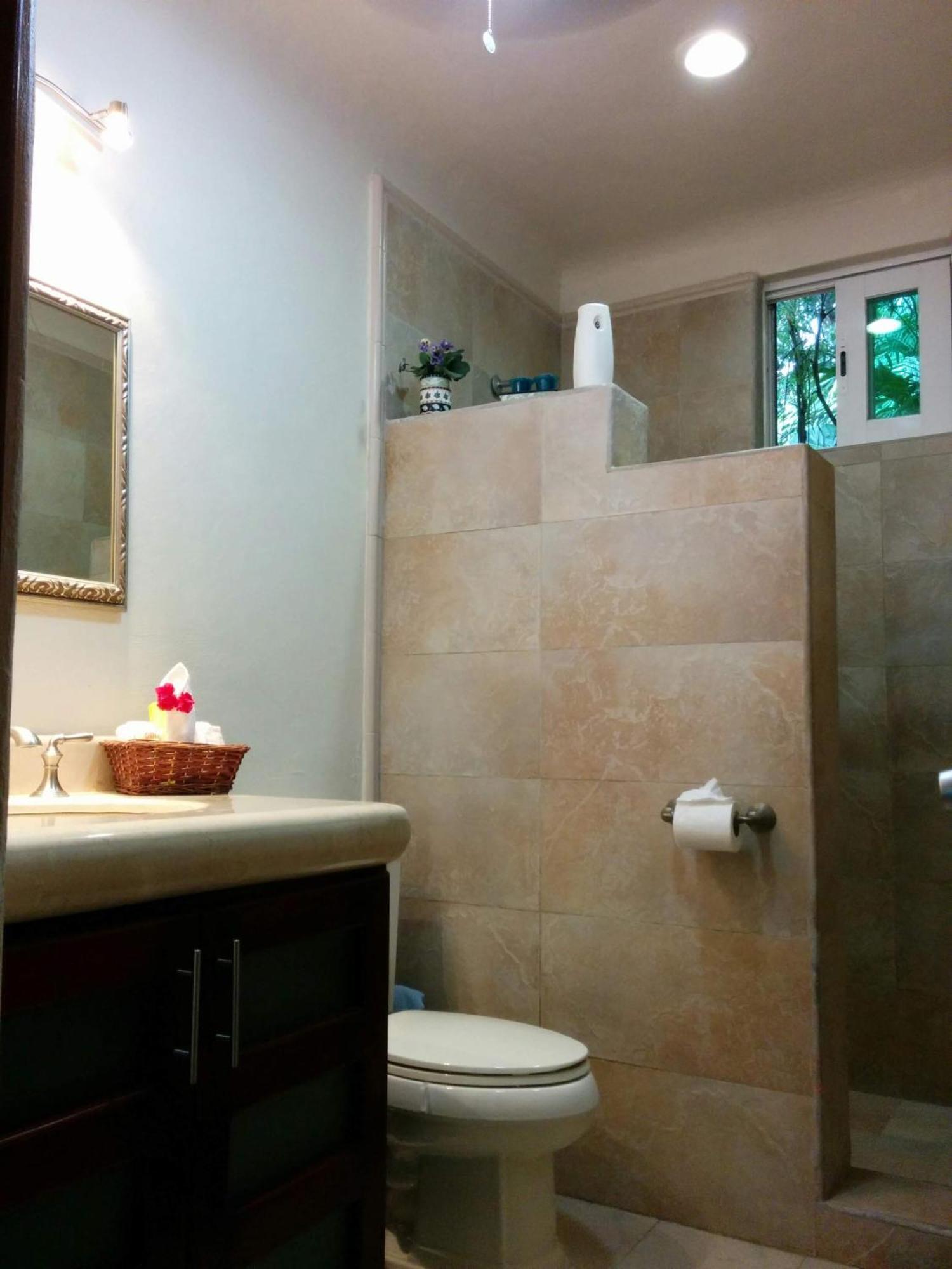Casa Beard, Spacious Guest House With High Speed Wifi & Pool. Playa del Carmen Buitenkant foto